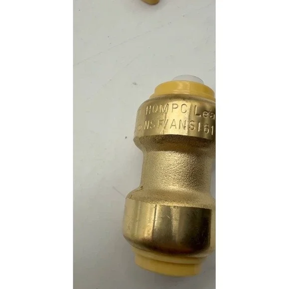 1/2 Brass Push-to-Connect Coupling - Picture 4 of 5